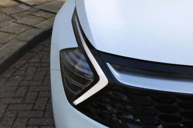 Kia Sportage (2025) thumbnail 5