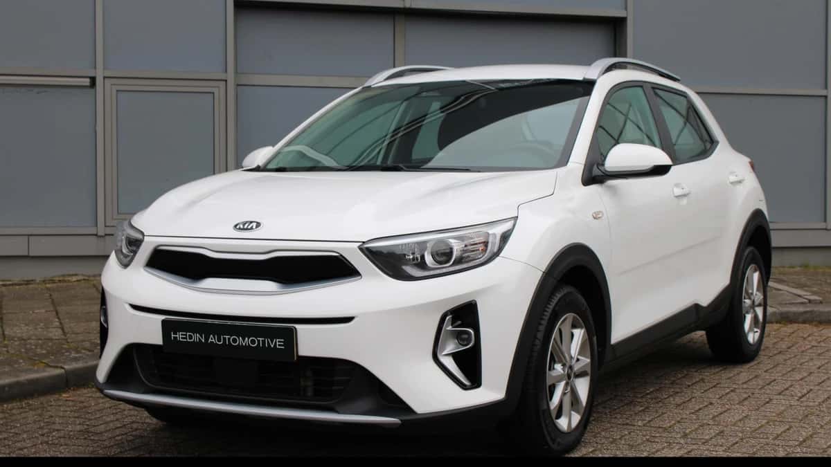 Kia Stonic (2021) — foto 1
