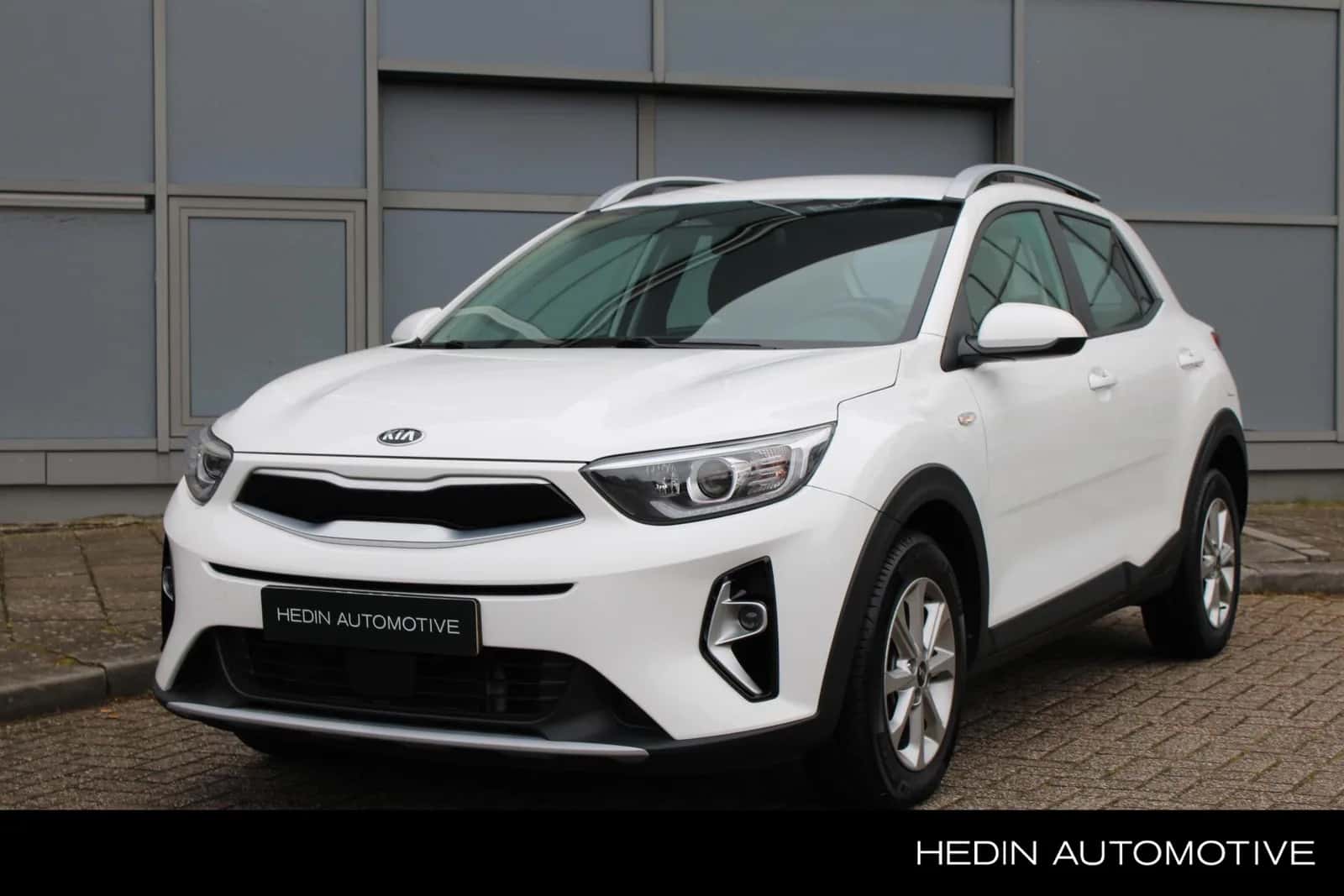 Kia Stonic (2021) — foto 1
