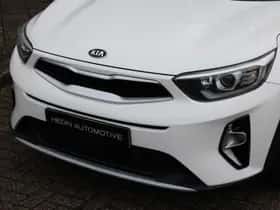 Kia Stonic (2021) thumbnail 17