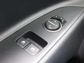 Kia Stonic (2021) thumbnail 20