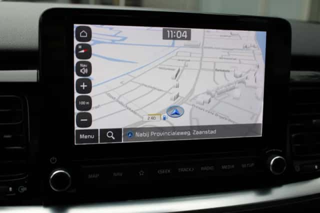 Kia Stonic (2021) thumbnail 9