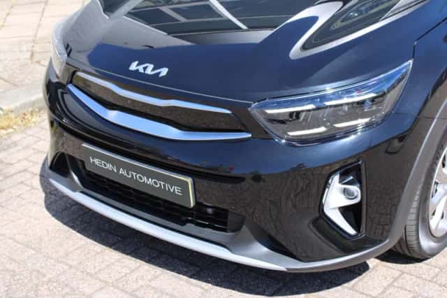 Kia Stonic (2025) thumbnail 16