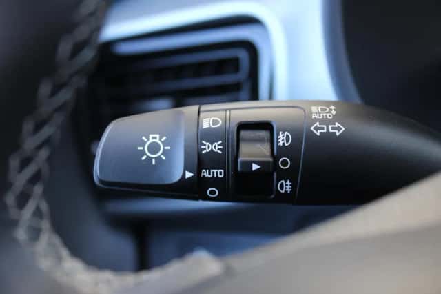 Kia Stonic (2025) thumbnail 18