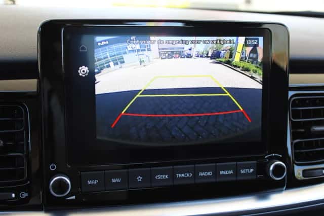 Kia Stonic (2025) thumbnail 9