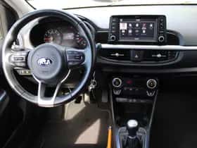 Kia Picanto (2018) thumbnail 3