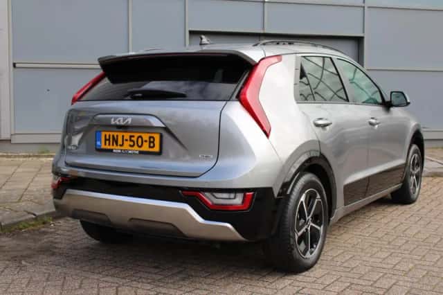 Kia Niro (2025) thumbnail 2