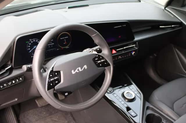 Kia Niro (2025) thumbnail 7