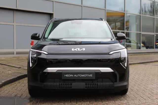 Kia EV3 (2025) thumbnail 10