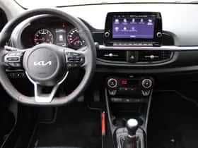 Kia Picanto (2024) thumbnail 3