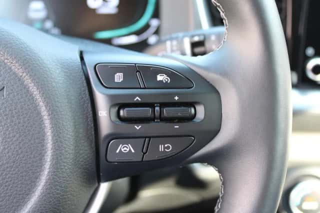Kia Stonic (2025) thumbnail 16