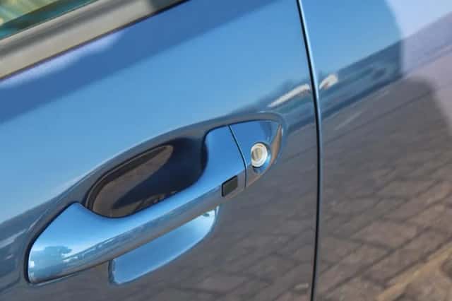 Kia Stonic (2025) thumbnail 6