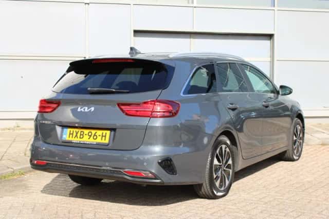 Kia Ceed Sportswagon (2025) thumbnail 2