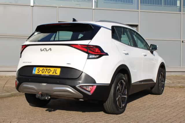 Kia Sportage (2023) thumbnail 2