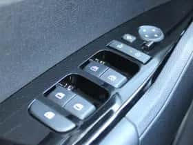 Kia Sportage (2023) thumbnail 19