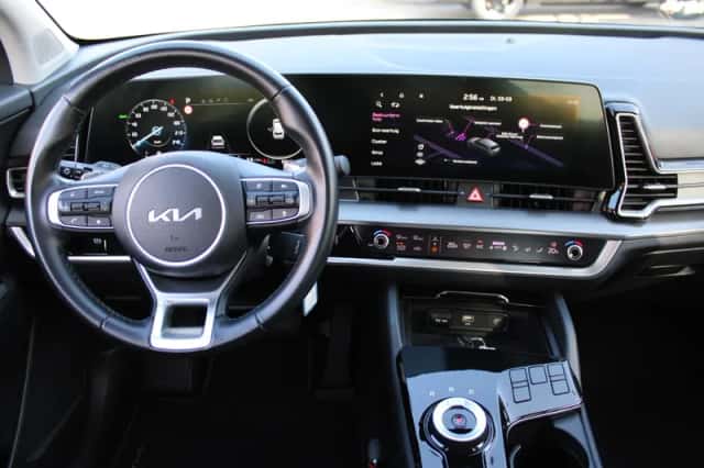 Kia Sportage (2023) thumbnail 3