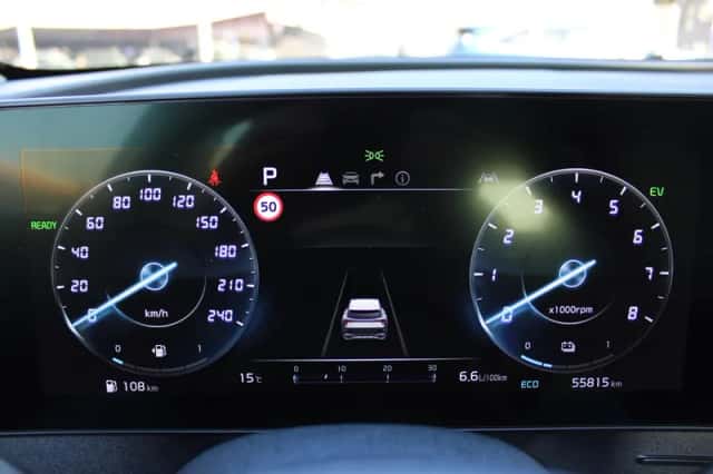 Kia Sportage (2023) thumbnail 6