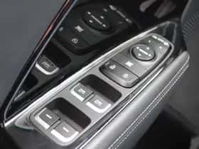 Kia Niro (2019) thumbnail 16