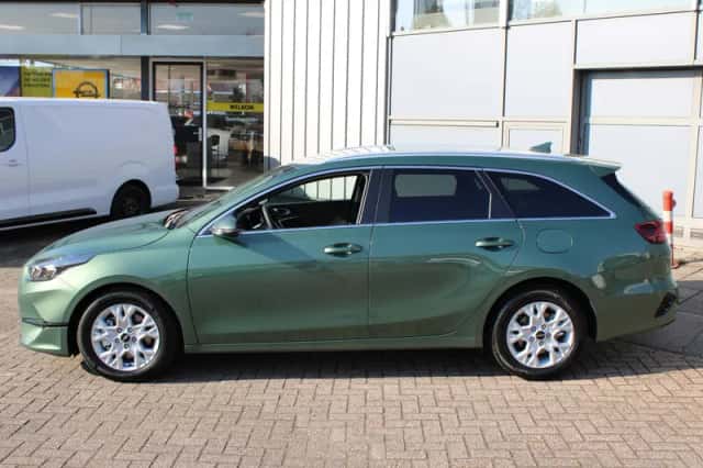 Kia Ceed Sportswagon (2025) thumbnail 5