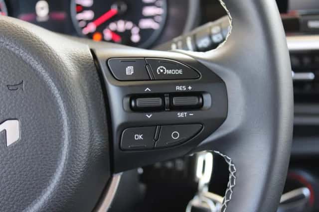 Kia Picanto (2024) thumbnail 15