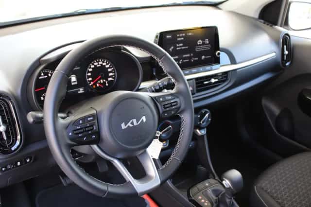 Kia Picanto (2024) thumbnail 16