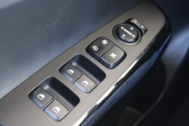 Kia Picanto (2024) thumbnail 22
