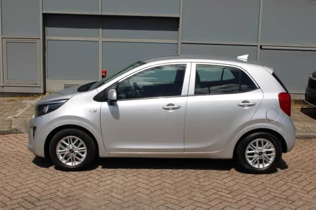 Kia Picanto (2024) thumbnail 8