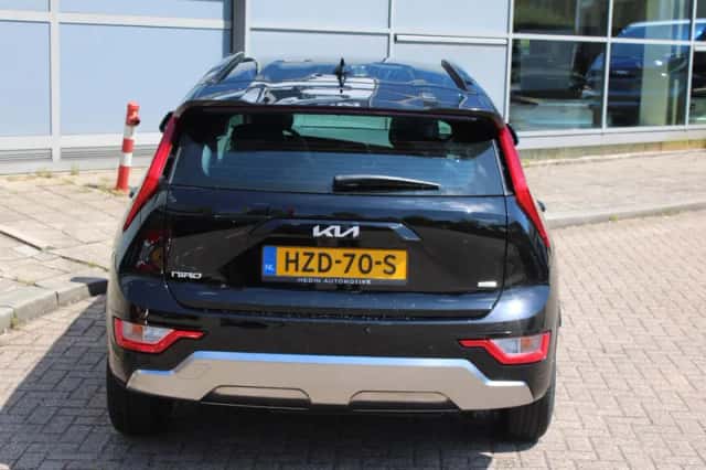 Kia Niro (2025) thumbnail 4