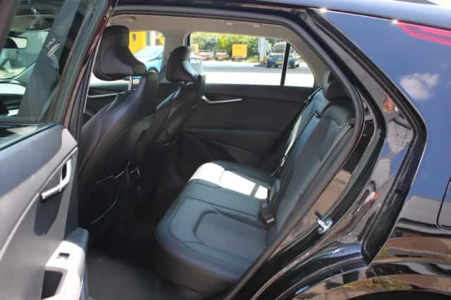 Kia Niro (2025) thumbnail 6