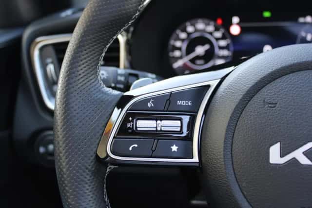 Kia Ceed Sportswagon (2025) thumbnail 13