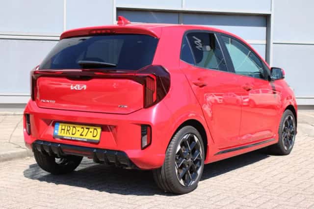 Kia Picanto (2025) thumbnail 2