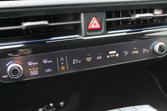 Kia EV6 (2025) thumbnail 15
