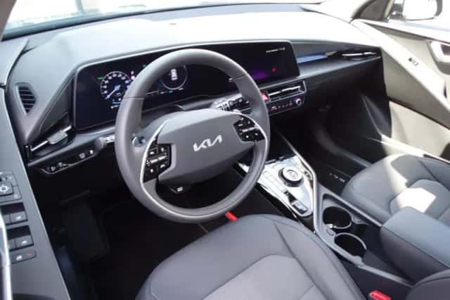 Kia Niro (2025) thumbnail 17
