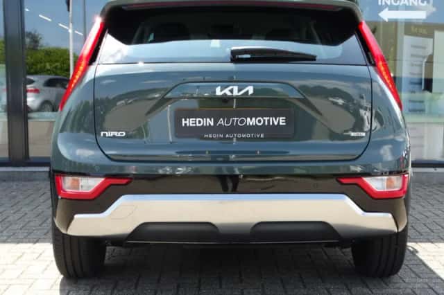Kia Niro (2025) thumbnail 5