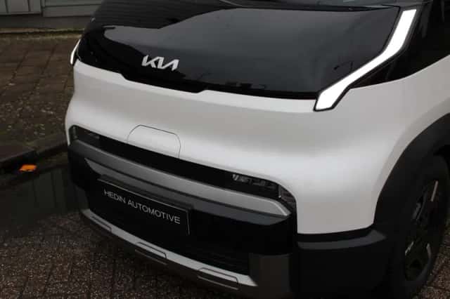Kia PV5 (2025) thumbnail 15