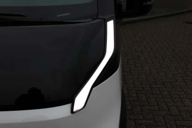 Kia PV5 (2025) thumbnail 4