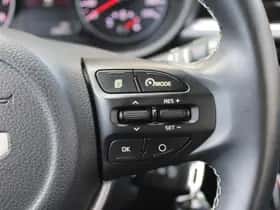Kia Picanto (2023) thumbnail 12