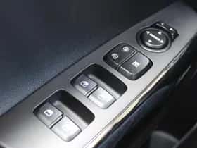 Kia Picanto (2023) thumbnail 16