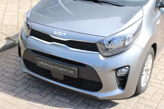 Kia Picanto (2023) thumbnail 19