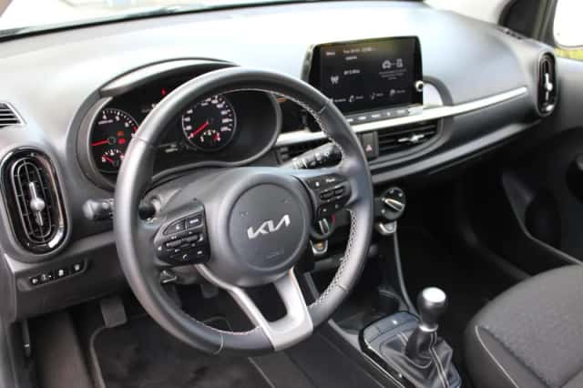 Kia Picanto (2023) thumbnail 20