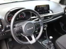 Kia Picanto (2023) thumbnail 20