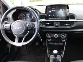 Kia Picanto (2023) thumbnail 3