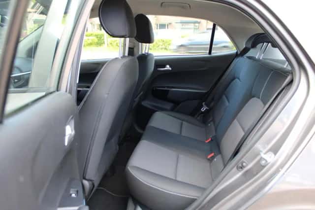 Kia Picanto (2023) thumbnail 21