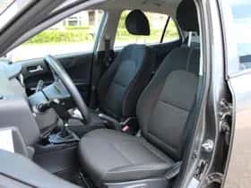 Kia Picanto (2023) thumbnail 4