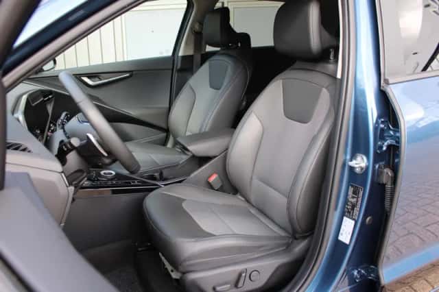 Kia Niro (2023) thumbnail 3