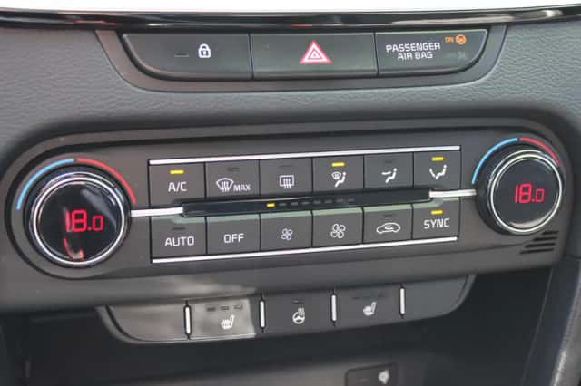 Kia Ceed Sportswagon (2022) thumbnail 19