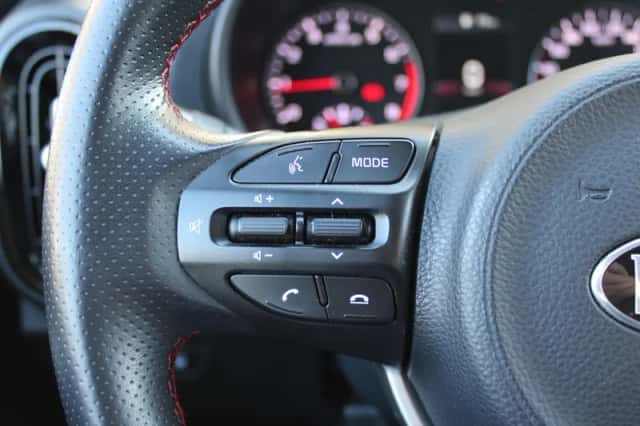 Kia Picanto (2021) thumbnail 17