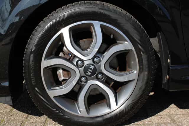 Kia Picanto (2021) thumbnail 6