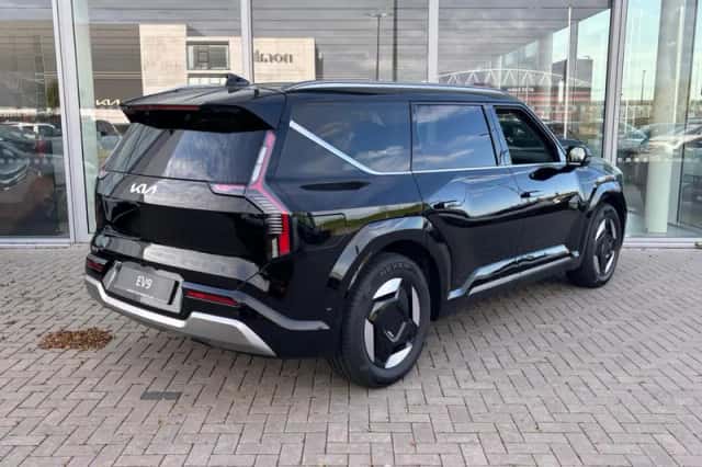 Kia EV9 (2025) thumbnail 5