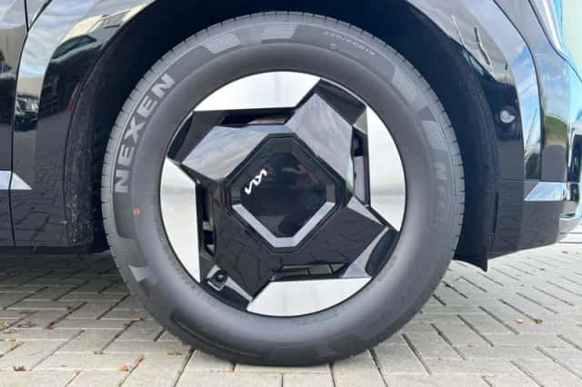 Kia EV9 (2025) thumbnail 8